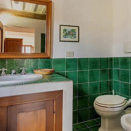 Villa Casale Oliva In A Landscape Of Oaks, Olive E Cherry Trees