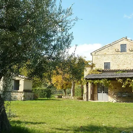 Villa Casale Oliva In A Landscape Of Oaks, Olive E Cherry Trees Santa Vittoria in Matenano