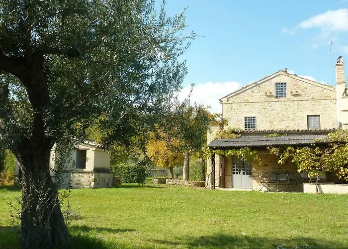 Villa Casale Oliva In A Landscape Of Oaks, Olive E Cherry Trees Santa Vittoria in Matenano